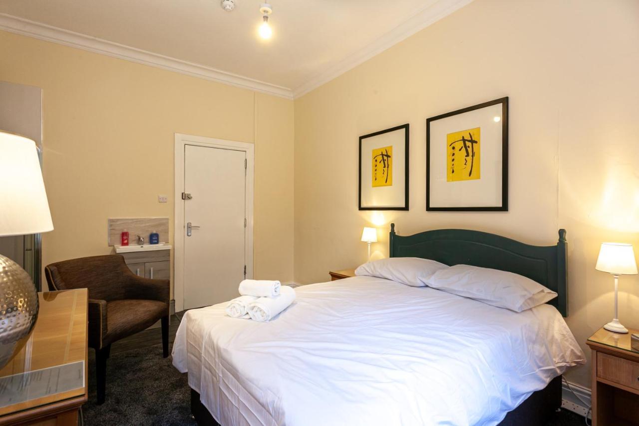 Townhouse No 12 Hotel Huddersfield Kültér fotó