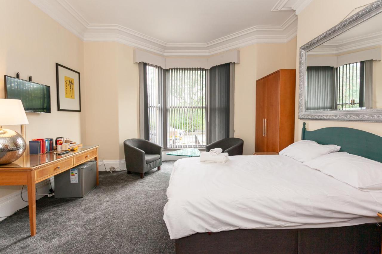 Townhouse No 12 Hotel Huddersfield Kültér fotó